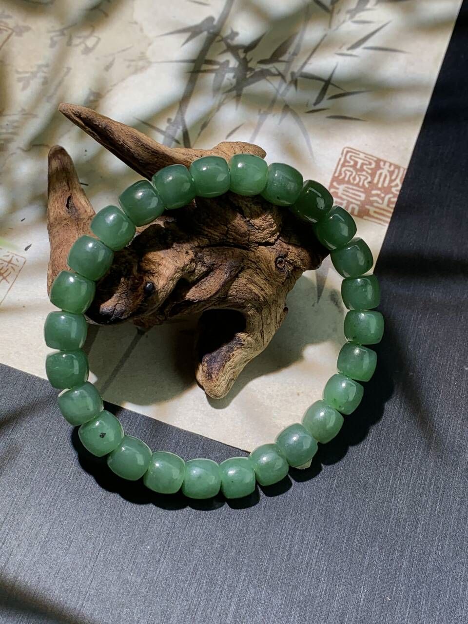 Green Jade Disc Bracelet
